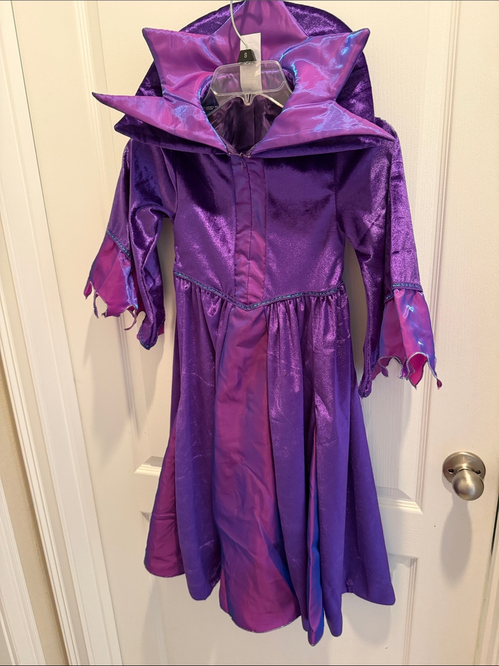 Disney Malignant 5/6 costume complete with head piece with horns